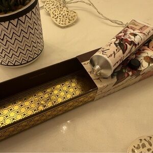 TokyoMilk Make Me Blush No. 72 Bon Bon Shea Butter Lotion